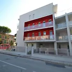 Modern Flat With Private Garden Rosolina Mare