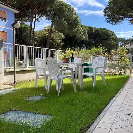 Modern Flat With Private Garden Appartement *