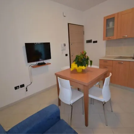 Modern Flat With Private Garden In Apartment